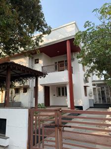 Image of 3000 Sq.ft 3 BHK Villa for rent in Savaliya Madhuvan Bungalows, Shilaj, Ahmedabad for Rs. 50000