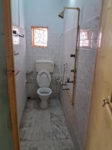 Image of 1400 Sq.ft 4 BHK Independent House for rent in Paschim Putiary, Kolkata for Rs. 17000