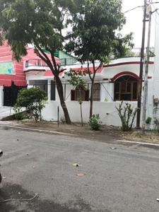 Image of 2400 Sq.ft 3.5 BHK Independent House for rent in  Ravindra Garden, Aliganj, Lucknow for Rs. 40000