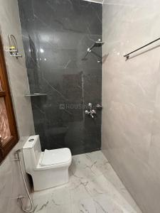 Bathroom Image of 2400 Sq.ft 1 RK Independent House for rent in Sector 56 Gurgaon for Rs. 20000