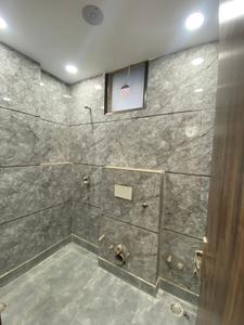 Image of 950 Sq.ft 2 BHK Builder Floor for rent in Ramesh Nagar, New Delhi for Rs. 48000