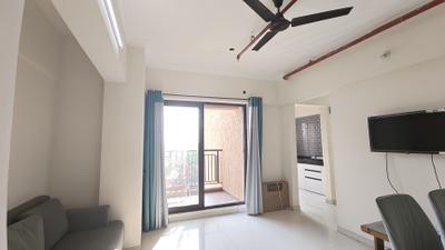 Living Room Image of 750 Sq.ft 2 BHK Apartment / Flat for rent in Raunak City, Kalyan West Kalyan for Rs. 22500