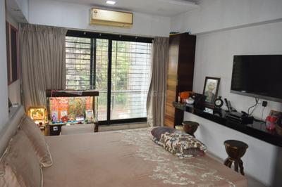 Hall Image of 1300 Sq.ft 3 BHK Apartment / Flat for sale in Juhu Mumbai for Rs. 47500000