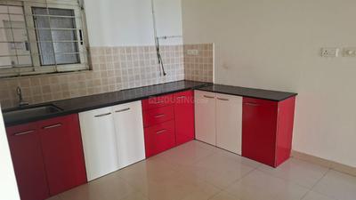 Kitchen Image of 900 Sq.ft 2 BHK Apartment / Flat for rent in Magarpatta Iris, Magarpatta City Pune for Rs. 31000