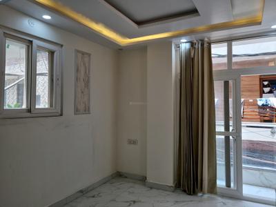 Bedroom Image of 900 Sq.ft 3 BHK Apartment / Flat for sale in Hans Builders Floor, Dwarka Mor New Delhi for Rs. 6800000