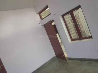 Bedroom Image of 1500 Sq.ft 2 BHK Builder Floor for rent in Alambagh Lucknow for Rs. 8500