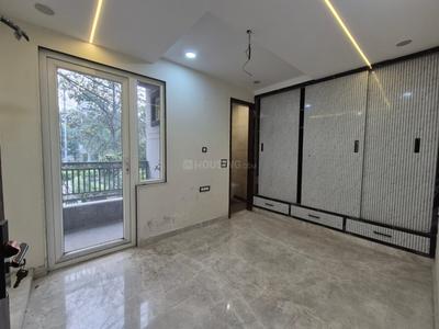 Bedroom Image of 1000 Sq.ft 2 BHK Builder Floor for sale in Ramesh Nagar New Delhi for Rs. 17000000