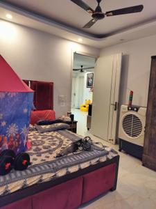 Bedroom Image of 1314 Sq.ft 4 BHK Builder Floor for sale in Dera Mandi New Delhi for Rs. 9800000