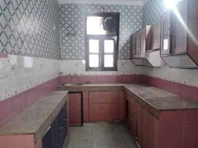 Kitchen Image of 1000 Sq.ft 3 BHK Builder Floor for sale in Uttam Nagar New Delhi for Rs. 5500000