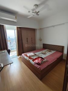 Bedroom Image of 1545 Sq.ft 3 BHK Apartment / Flat for sale in Godrej Woods Phase II, Sector 43 Noida for Rs. 34000000