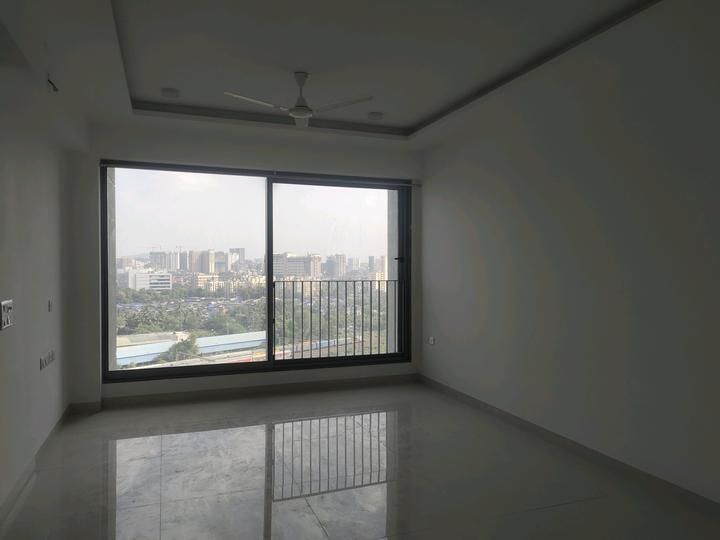 Sunteck City 4th Avenue Main Image 1