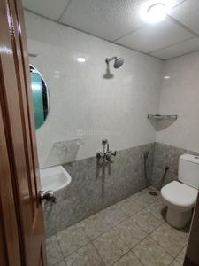 Bathroom Image of 912 Sq.ft 2 BHK Apartment / Flat for sale in Signature Crest, Gunjur Bengaluru for Rs. 6400000