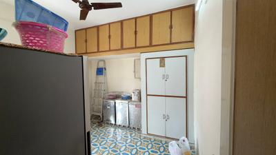 Bedroom Image of 900 Sq.ft 3 BHK Apartment / Flat for sale in Shahibaug Ahmedabad for Rs. 6500000