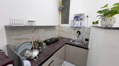 Kitchen Image of 1500 Sq.ft 1 BHK Apartment / Flat for rent in Mahalakshmi Nagar Indore for Rs. 21000