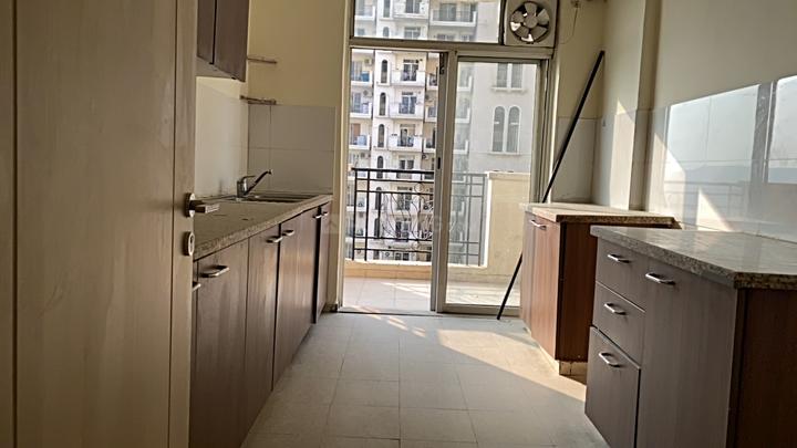 DLF Express Greens Main Image 1