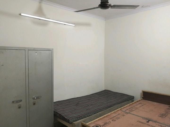 Block P, Mayur Vihar Phase 1 Bedroom 1