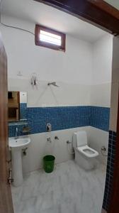 Bathroom Image of 900 Sq.ft 3 BHK Independent House for rent in Sanskriti Lok Colony Dehradun for Rs. 13000