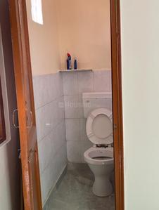 Bathroom Image of 1100 Sq.ft 3 BHK Builder Floor for rent in Sector 16 Rohini New Delhi for Rs. 44500