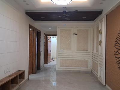 Living Room Image of 1650 Sq.ft 3.5 BHK Apartment / Flat for sale in Capital Home 102, Sector 102 Noida for Rs. 7000000