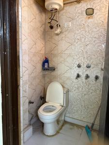 Image of 900 Sq.ft 3 BHK Builder Floor for rent in RWA Vipin Garden, Uttam Nagar, New Delhi for Rs. 20000