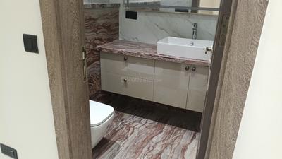 Image of 2448 Sq.ft 4 BHK Builder Floor for sale in Model Town, New Delhi for Rs. 64900000