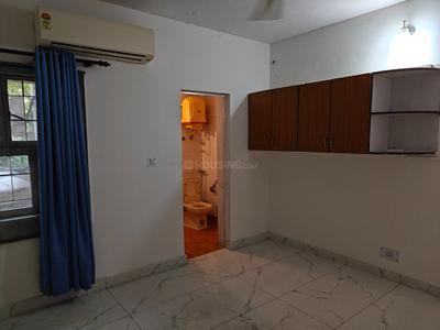 Bedroom Image of 1800 Sq.ft 3 BHK Apartment / Flat for rent in Vasant Kunj New Delhi for Rs. 75100