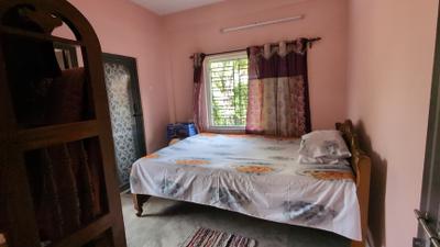 Bedroom Image of 900 Sq.ft 2 BHK Apartment / Flat for sale in Saha Para Kolkata for Rs. 3300000