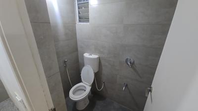 Image of 600 Sq.ft 1.5 BHK Apartment / Flat for sale in Godrej Vananta, Jagatpur, Ahmedabad for Rs. 4000000