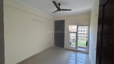 Bedroom Image of 1350 Sq.ft 3 BHK Apartment / Flat for sale in Aims Gh 11 75 Phase 1 Golf City, Sector 75 Noida for Rs. 15800000