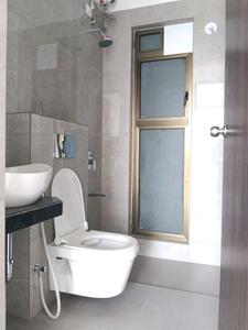 Common Bathroom Image of 750 Sq.ft 2 BHK Apartment / Flat for sale in Raymond Realty Ten X Habitat, Thane West Thane for Rs. 15200000