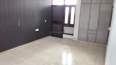 Bedroom Image of 1800 Sq.ft 3 BHK Apartment / Flat for rent in Crescent Apartment, Sector 18 Dwarka New Delhi for Rs. 45000