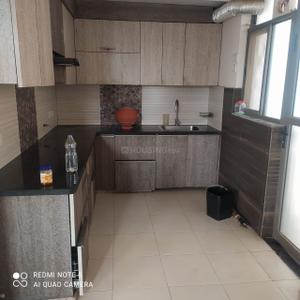 Kitchen Image of 900 Sq.ft 2 BHK Apartment / Flat for rent in Unitech Uniworld Gardens 2, Sector 47 Gurgaon for Rs. 39000