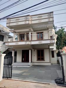 Image of 2200 Sq.ft 4 BHK Independent House for sale in Vyttila, Kochi for Rs. 13500000