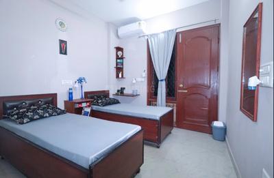 Bedroom Image of SKYHOTEL &amp; PG BALLYGUNGE  in Ballygunge, Kolkata