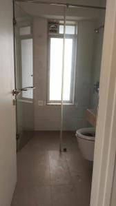 Bathroom Image of 900 Sq.ft 2 BHK Apartment / Flat for rent in Godrej The Trees, Vikhroli East Mumbai for Rs. 118500