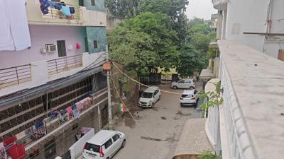 Balcony Image of 1400 Sq.ft 3 BHK Independent House for rent in Paschim Vihar New Delhi for Rs. 35412