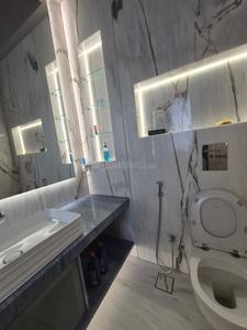 Bathroom Image of 1750 Sq.ft 3 BHK Apartment / Flat for sale in Indiabulls Blu, Worli Mumbai for Rs. 140000000