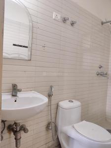 Bathroom Image of 1300 Sq.ft 3 BHK Independent House for rent in Ansal Florence Super, Sector 57 Gurgaon for Rs. 36000