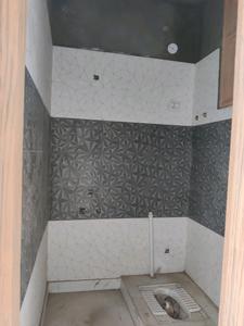 Common Bathroom Image of 750 Sq.ft 2 BHK Builder Floor for sale in DLF Ankur Vihar Ghaziabad for Rs. 2330020