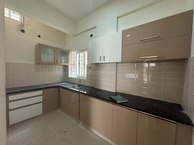 Kitchen Image of 700 Sq.ft 1 BHK Apartment / Flat for rent in Domlur Layout Bengaluru for Rs. 33000