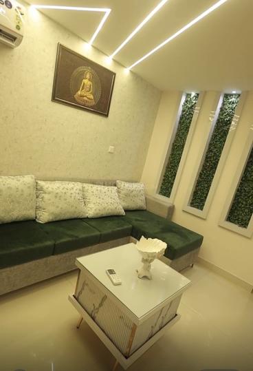 VIP road Main Image 1