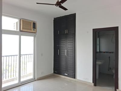 Bedroom Image of 1725 Sq.ft 3 BHK Apartment / Flat for sale in Amrapali Platinum, Sector 119 Noida for Rs. 14500000
