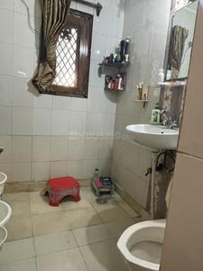 Bathroom Image of 2600 Sq.ft 6 BHK Apartment / Flat for sale in Bharat Apartments, Sector 13 Rohini New Delhi for Rs. 61500000