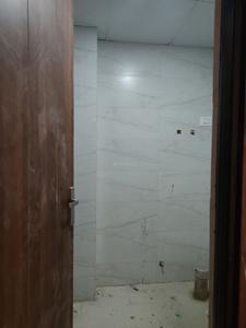Common Bathroom Image of 1015 Sq.ft 2 BHK Apartment / Flat for sale in Urban Vista, Noida Extension Greater Noida for Rs. 4718100