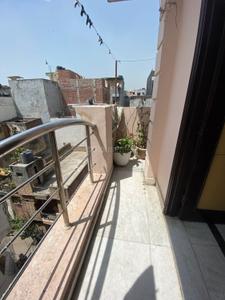 Balcony Image of 625 Sq.ft 3 BHK Builder Floor for sale in Krishna Nagar New Delhi for Rs. 5000000
