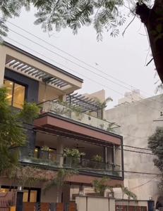 Image of 6500 Sq.ft 6 BHK Independent House for sale in Gomti Nagar, Lucknow for Rs. 85000000