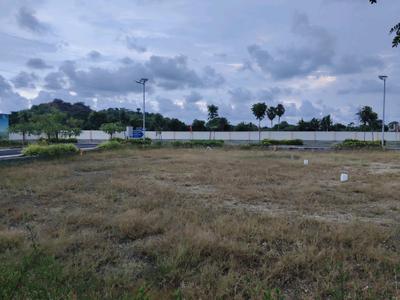 Image of 1307 Sq.ft Residential Plot / Land for sale in DLF Parc Estate, Ottiyambakkam, Chennai for Rs. 9802500