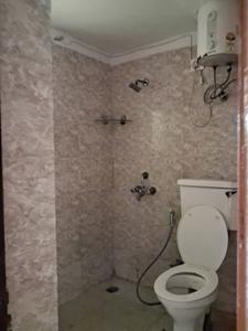 Common Bathroom Image of 984 Sq.ft 2 BHK Apartment / Flat for sale in Paras Seasons, Sector 168 Noida for Rs. 8500000