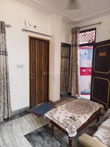 Bedroom Image of 700 Sq.ft 2 BHK Builder Floor for sale in Mayur Vihar Phase 1 New Delhi for Rs. 6000000