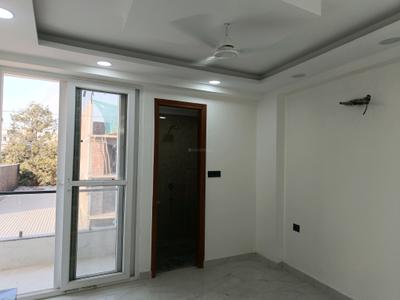 Bedroom Image of 1350 Sq.ft 4 BHK Builder Floor for sale in Chhattarpur New Delhi for Rs. 11000000